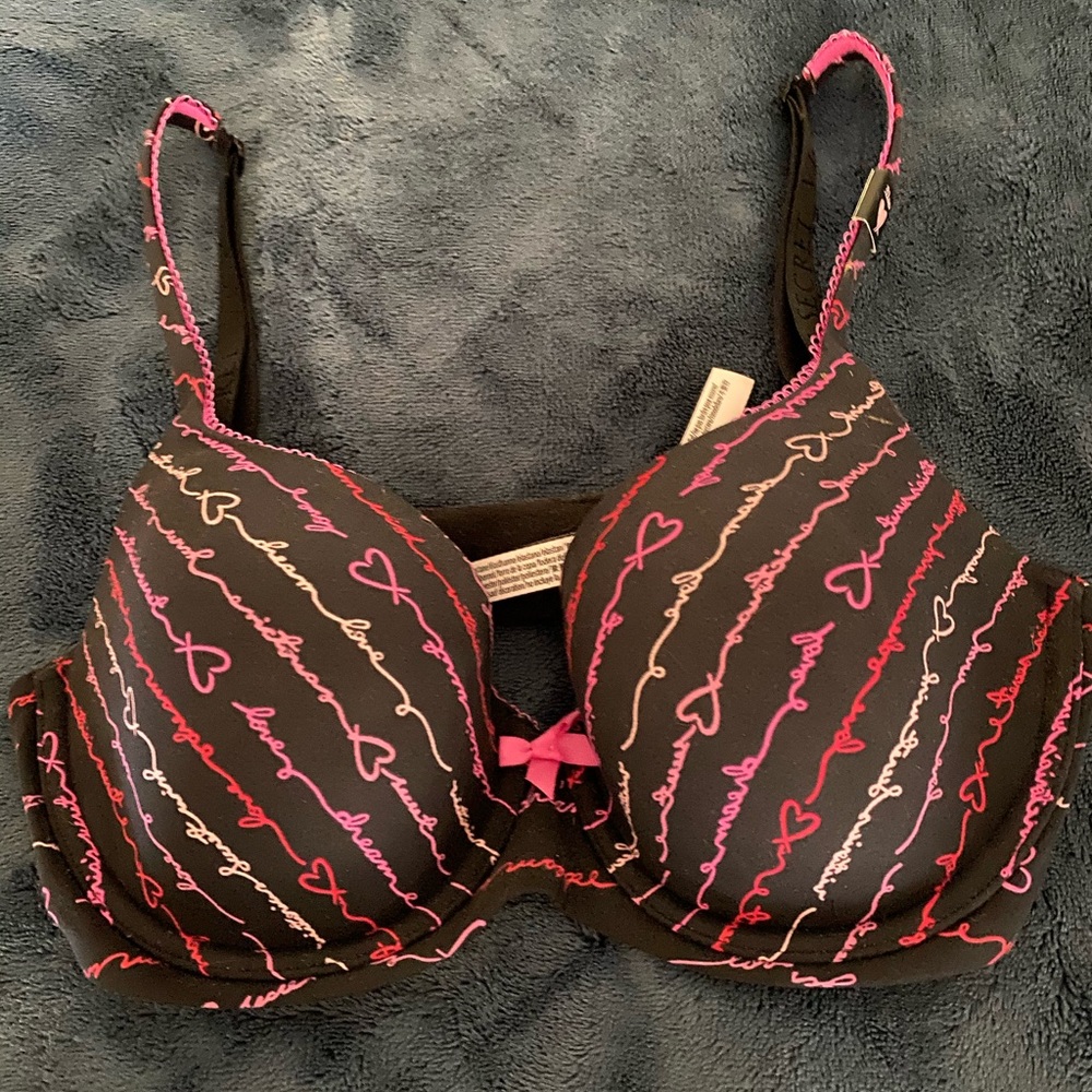 Victoria’s Secret - Bra , Size: 32DD (Never worn)